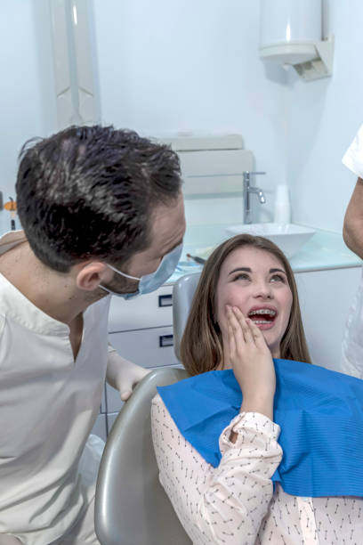Best Emergency Dentist for Knocked-Out Tooth in Oak Grove, OR
